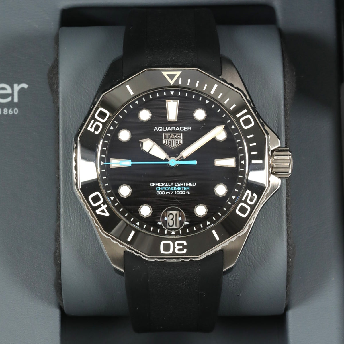 Tag Heuer Aquaracer Professional 300 Date 42mm