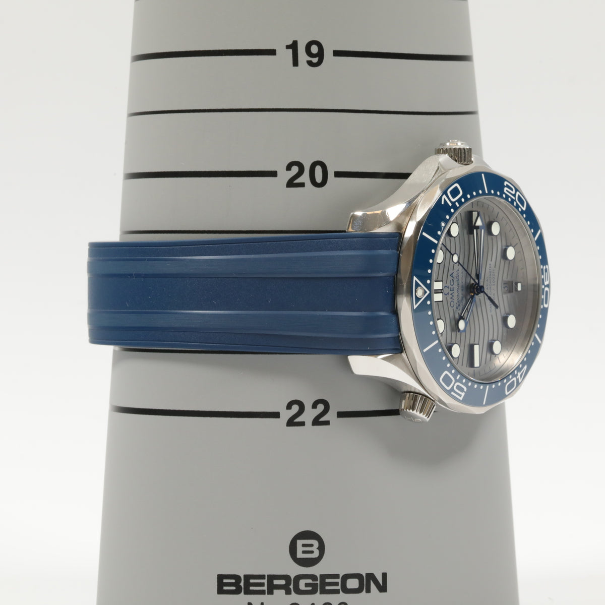 Omega Seamaster Diver 300M 42mm
